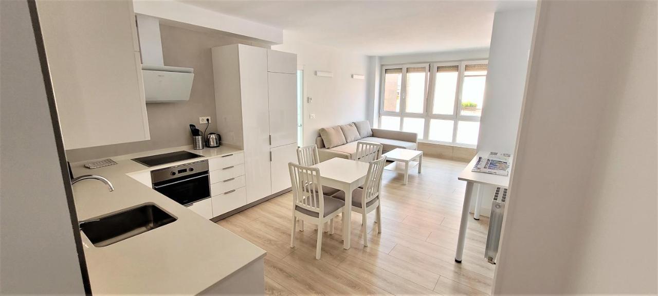 Cozy White Home In Getxo Eksteriør bilde