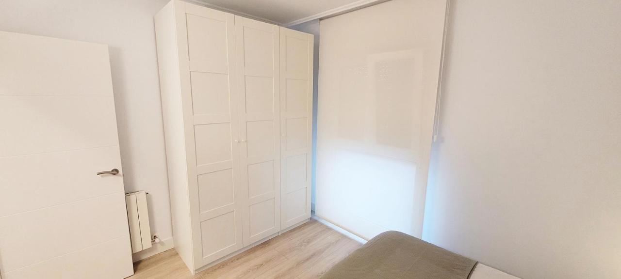 Cozy White Home In Getxo Eksteriør bilde